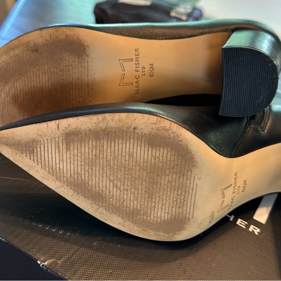 Marc Fisher Women’s Booties size 6.5 - Picture 4 of 4